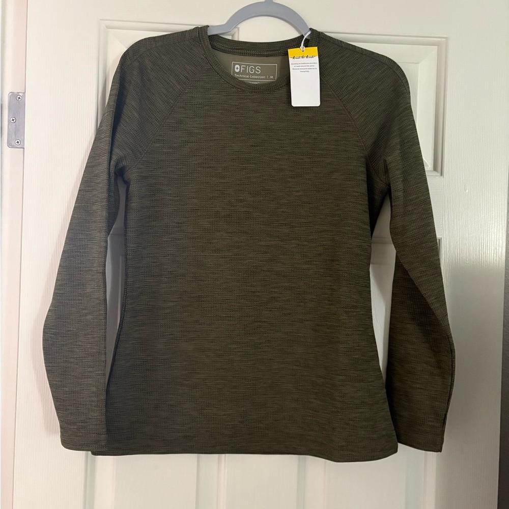 FIGS Green Women's Crewneck Long Sleeve Top